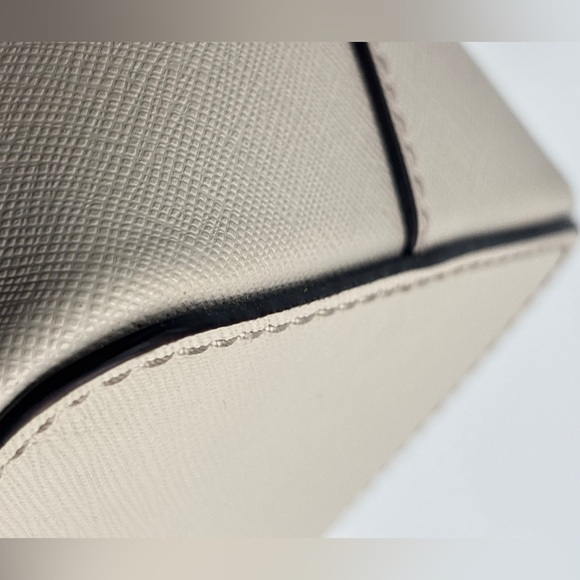 Kate Spade Cream Tote Bag - Picture 12 of 14